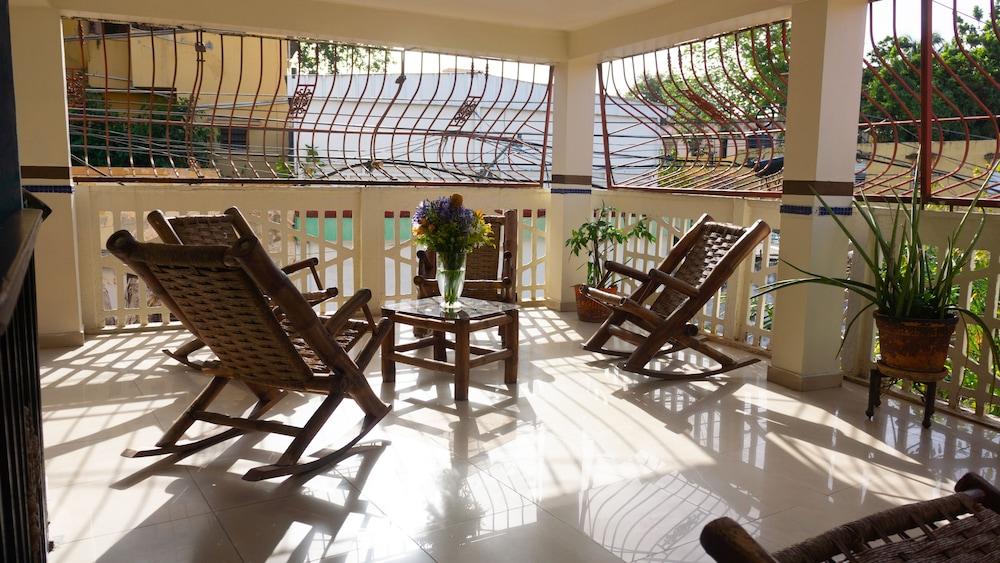 Hotel Luis V Санто Доминго Екстериор снимка