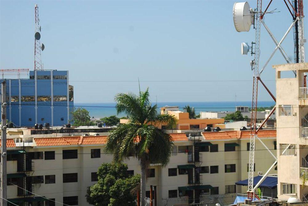 Hotel Luis V Санто Доминго Екстериор снимка