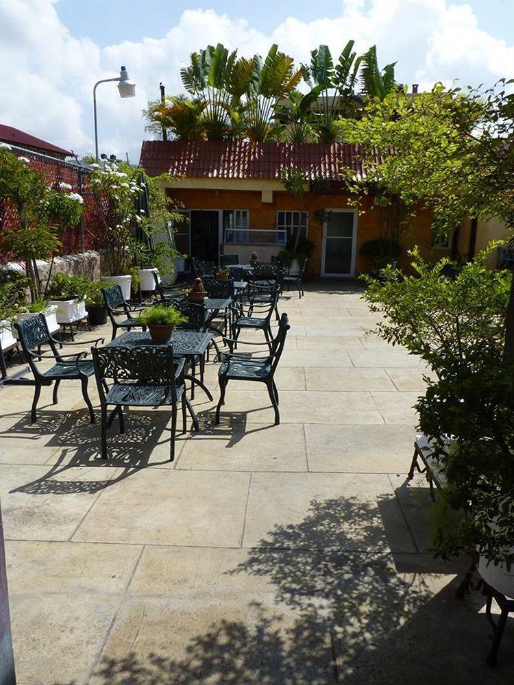 Hotel Luis V Санто Доминго Екстериор снимка